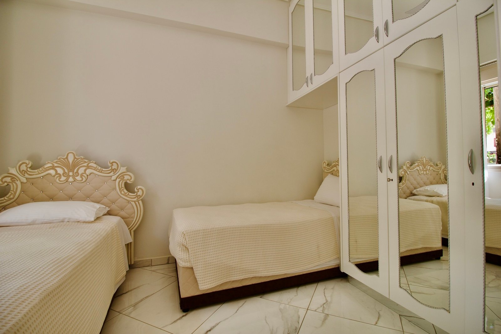 Central Luxurious Retreat Apartment