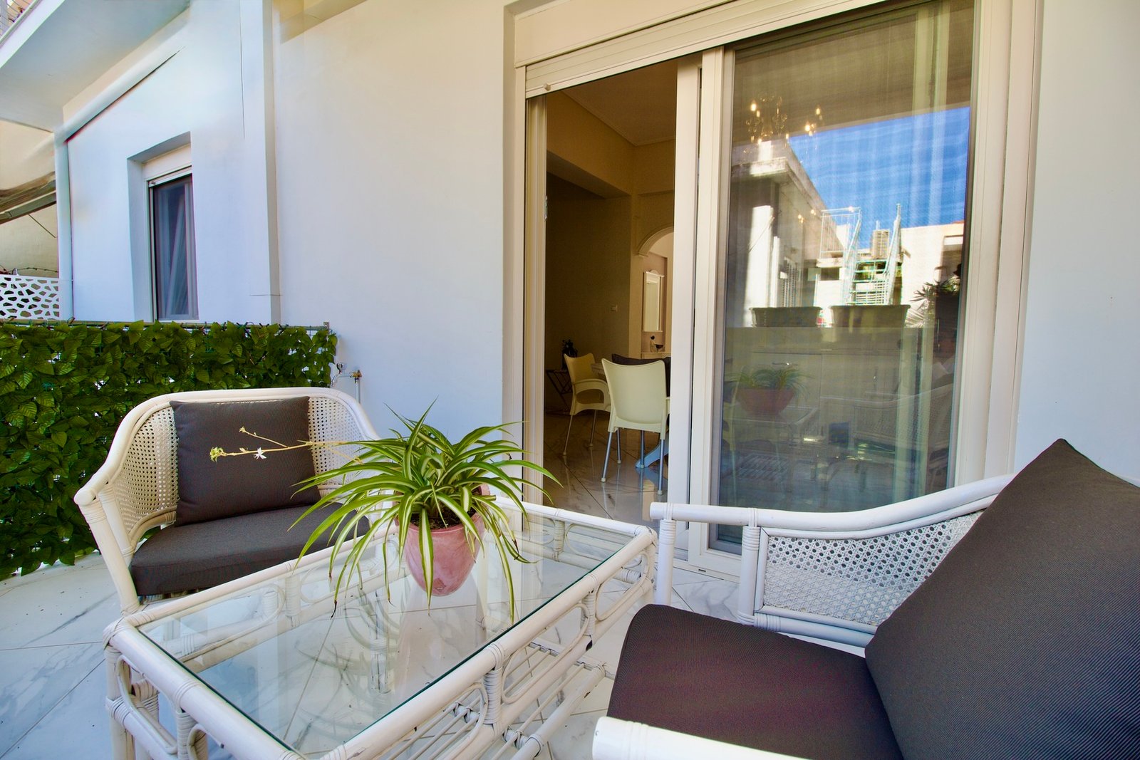 Central Luxurious Retreat Apartment